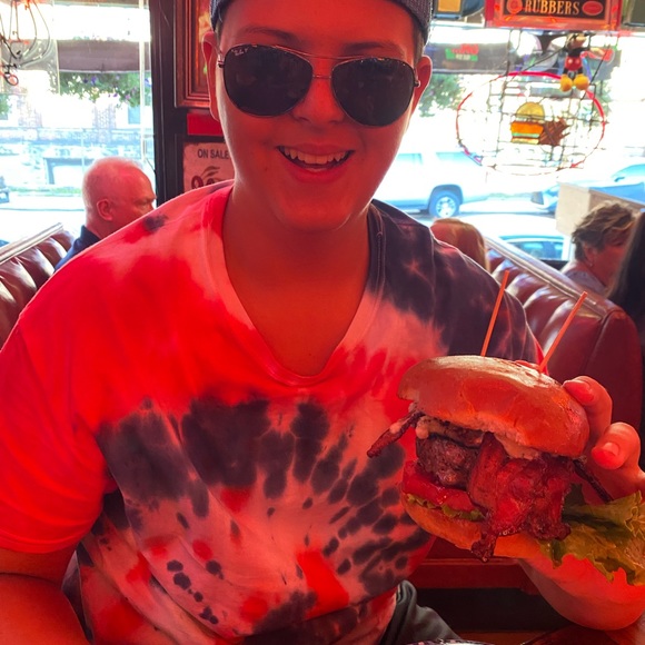 Meet your Posher, Mark - Picture 1 of 1